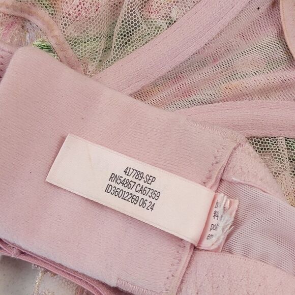 Victoria’s Secret Chalk Rose Embroidery Wicked Unlined Balconette Bra 40C XL - Picture 8 of 9